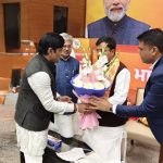 🌿 धराधर्म अभियान – प्रकृति के प्रति हमारा संकल्प 🌿
वृंदावन की पावन भूमि पर आयोजित
“धराधर्म अभियान – प्रकृति संरक्षण को समर्पित”
सिर्फ़ एक कार्यक्रम नहीं, बल्कि हमारी संस्कृति, धर्म और प्रकृति के प्रति जिम्मेदारी का सजीव उदाहरण रहा।
सनातन संस्कृति हमें सिखाती है —
🌍 पृथ्वी माता है
🌳 वृक्ष जीवन हैं
💧 जल ही भविष्य है
तुलसी पौधा वितरण के माध्यम से यह संदेश दिया गया कि
आज लगाया गया एक पौधा, कल की पीढ़ी को जीवन देता है।
आइए हम सभी मिलकर
पर्यावरण संरक्षण को अपना धर्म,
और प्रकृति सेवा को अपना कर्म बनाएं।
🙏 प्रकृति बचेगी, तभी संस्कृति बचेगी।
🇮🇳 एक भारत – श्रेष्ठ भारत 🇮🇳
नेचर वेलफेयर काउंसिल